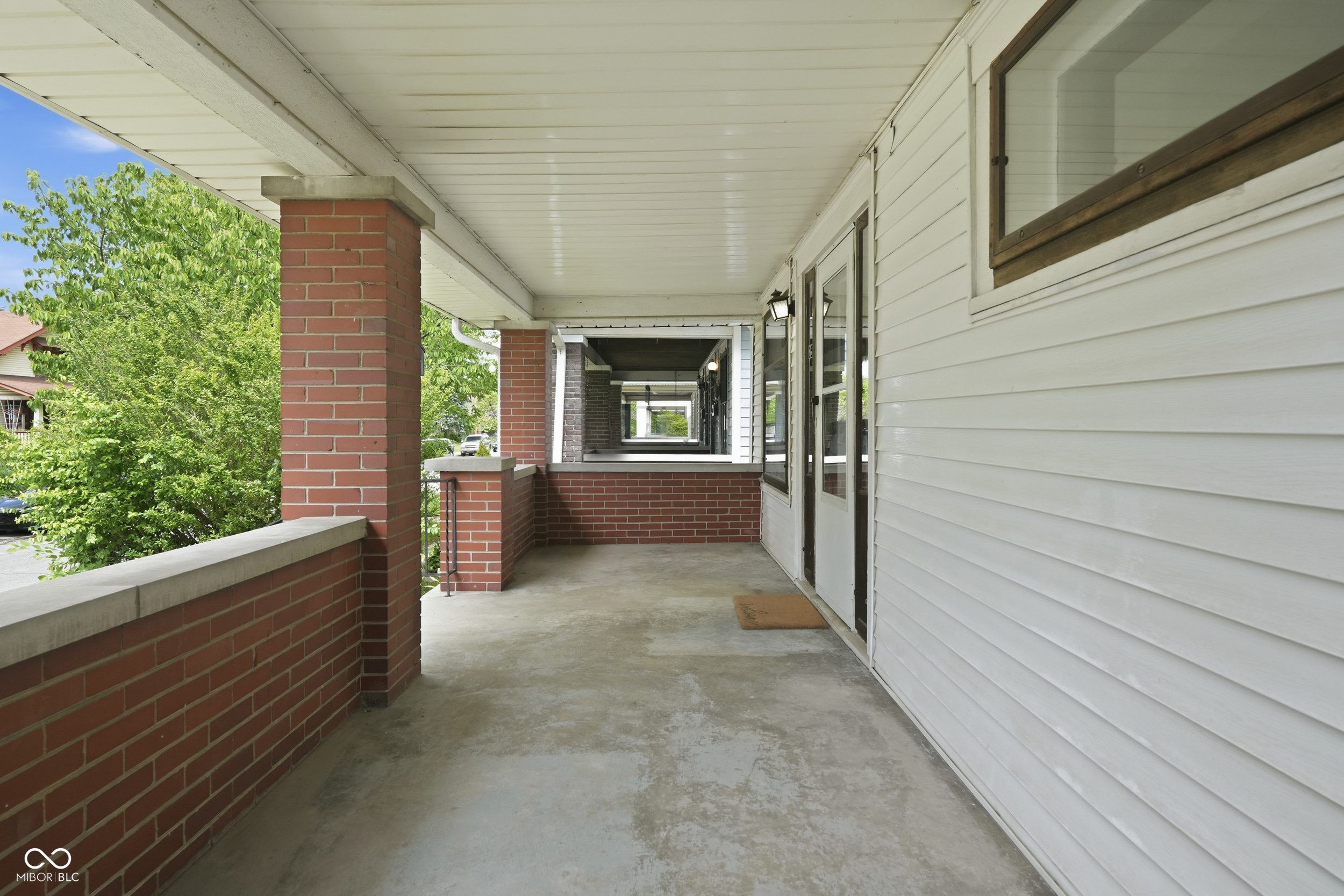 25 N Kealing Avenue