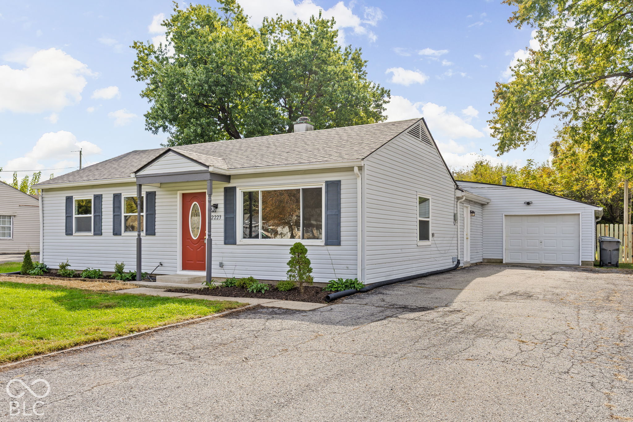 2223 E 74th Street