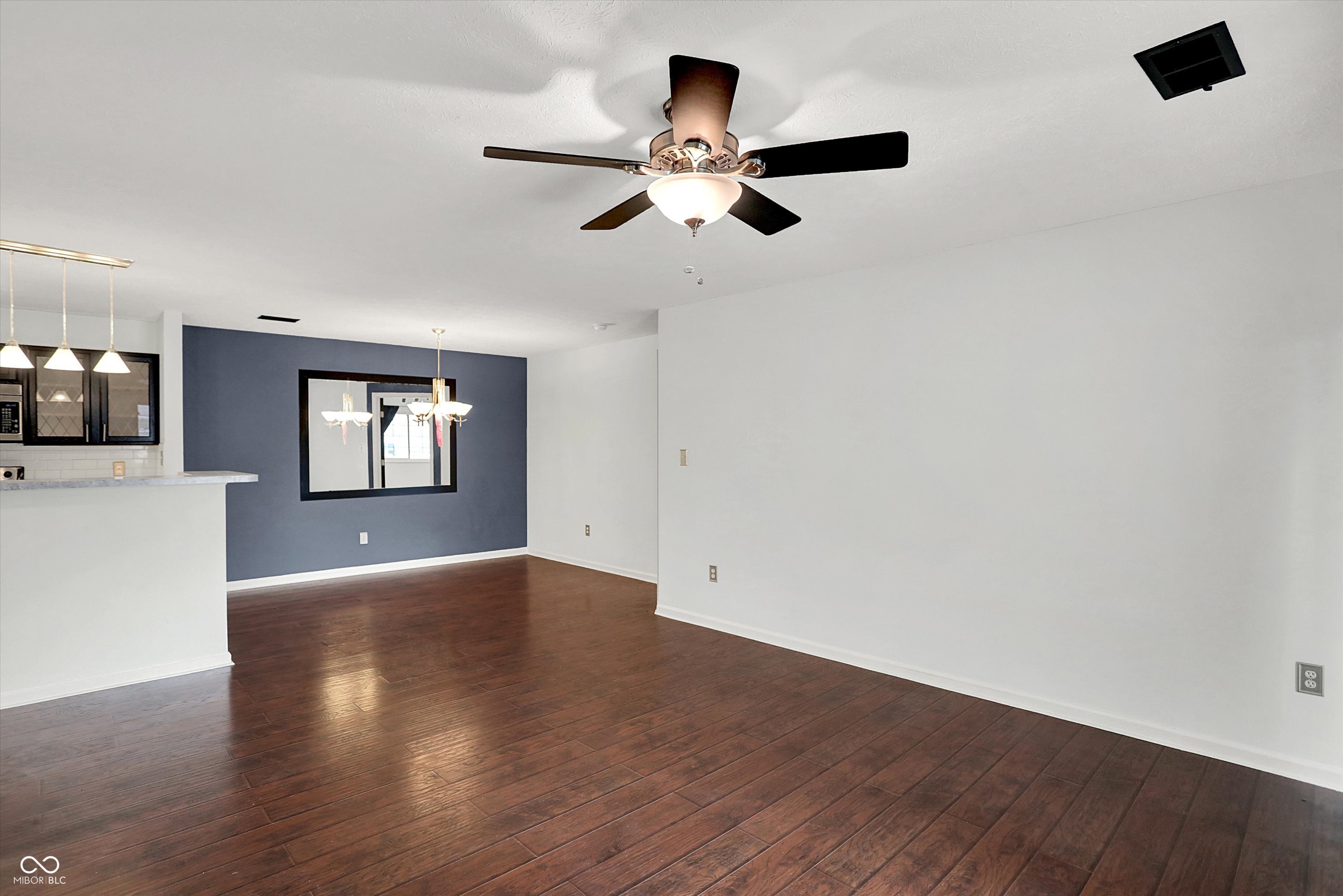 8418 Glenwillow Lane 103