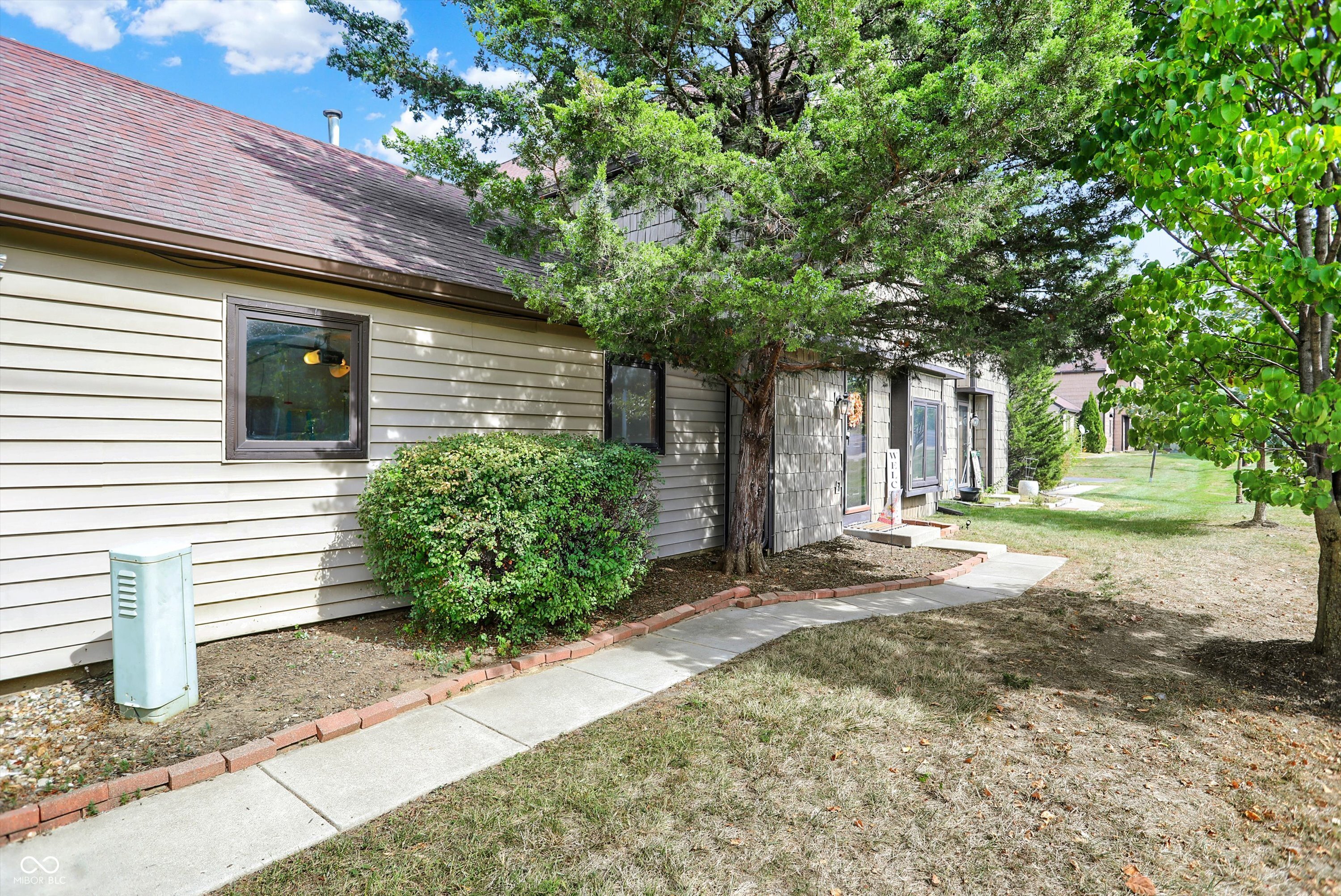 9605 Cedar Cove Lane