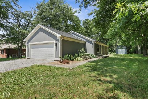 Photo of 104 W County Road 500 S, Clayton, IN 46118 (MLS # 22116177)