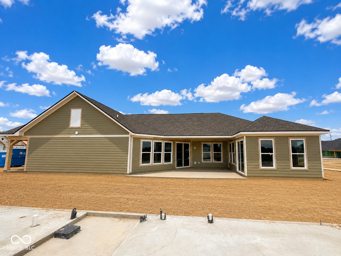 8901 Constitution Trail