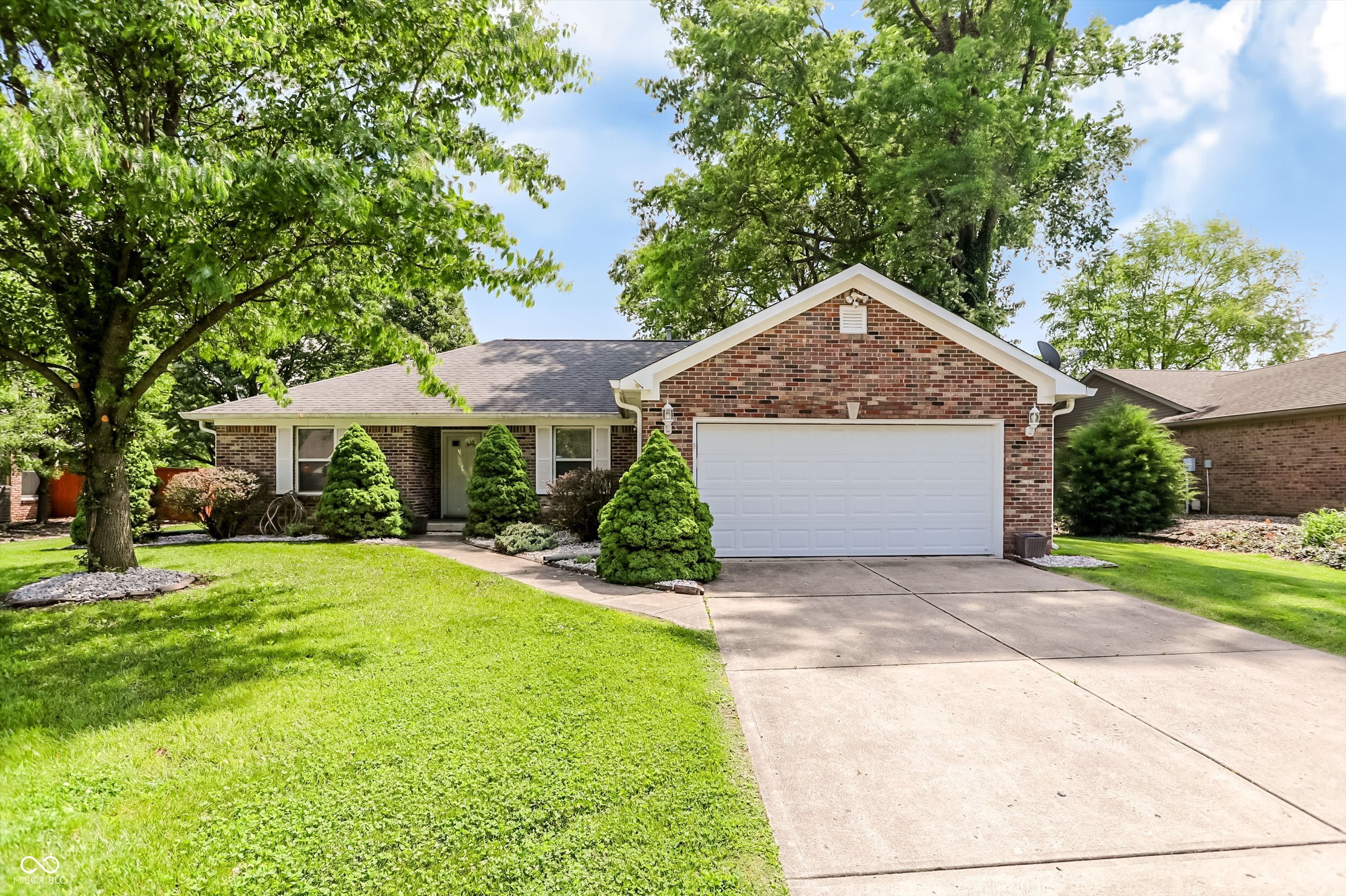 711 N Scott Drive