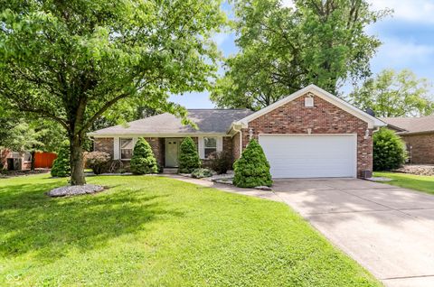 Photo of 711 N Scott Drive, Greenwood, IN 46142 (MLS # 22097834)