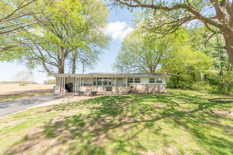 7930 E 25th Street Columbus IN 47203