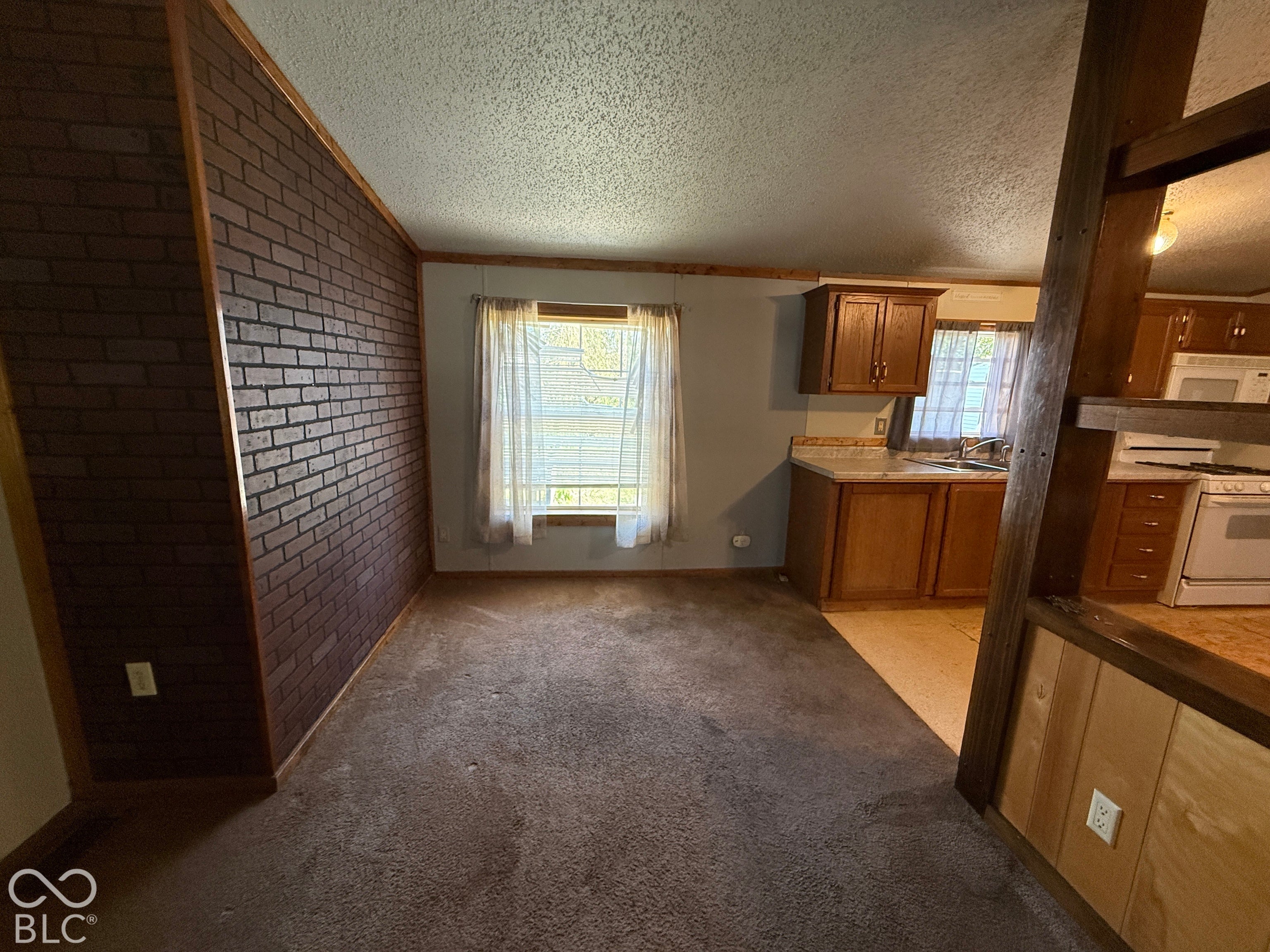 4663 Breckenridge
