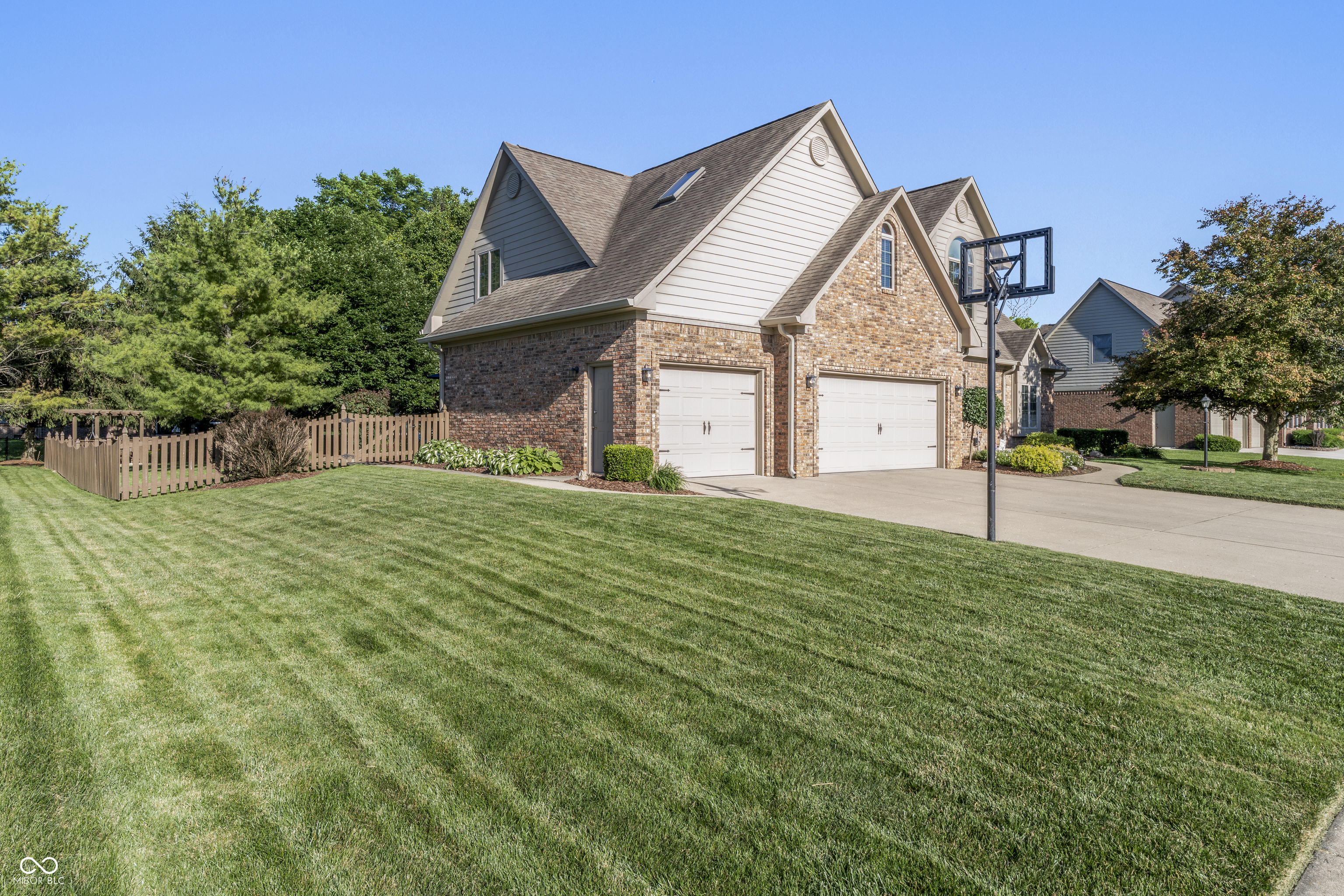 1187 Forest Commons Drive
