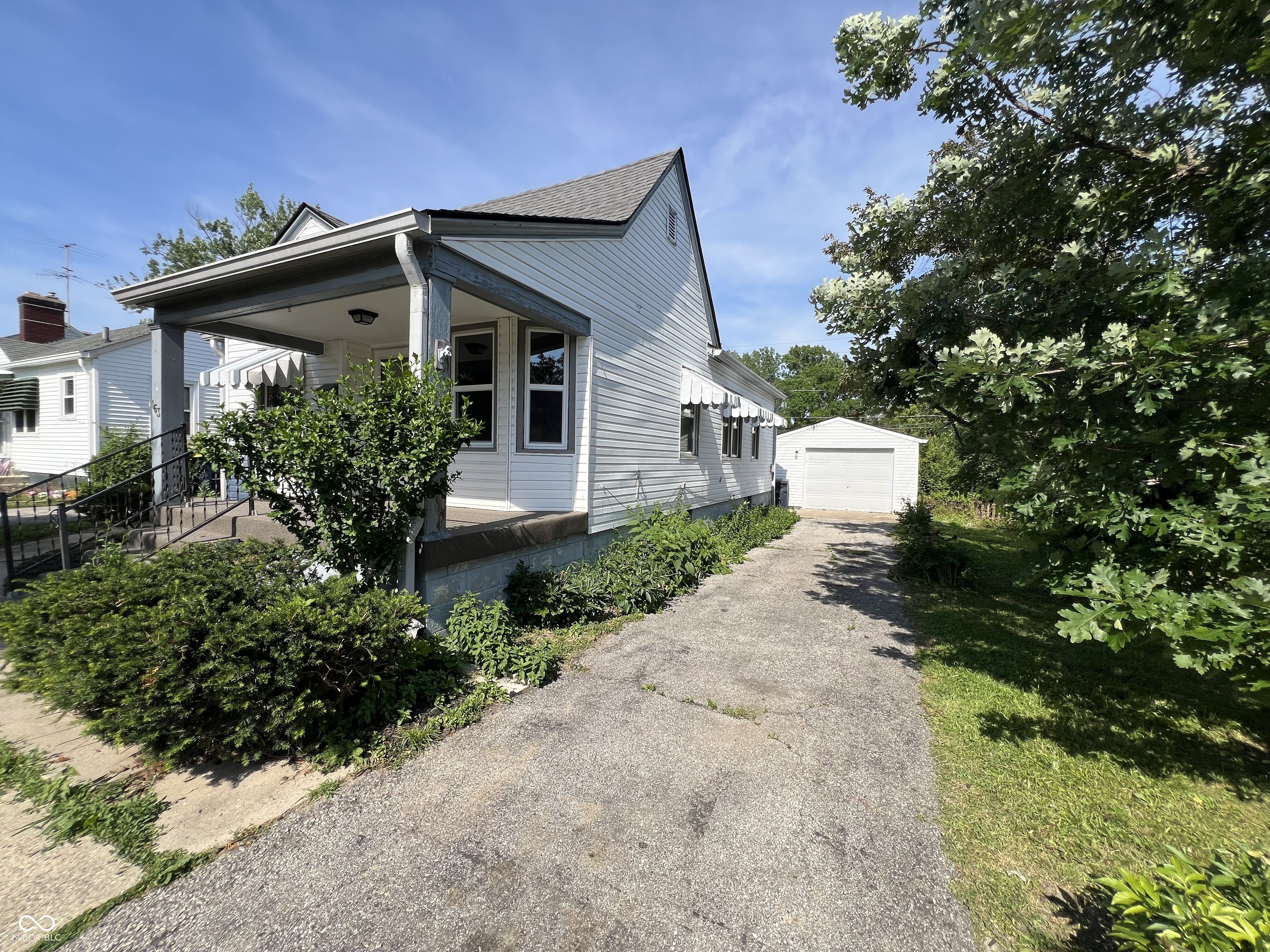 163 N 13th Avenue