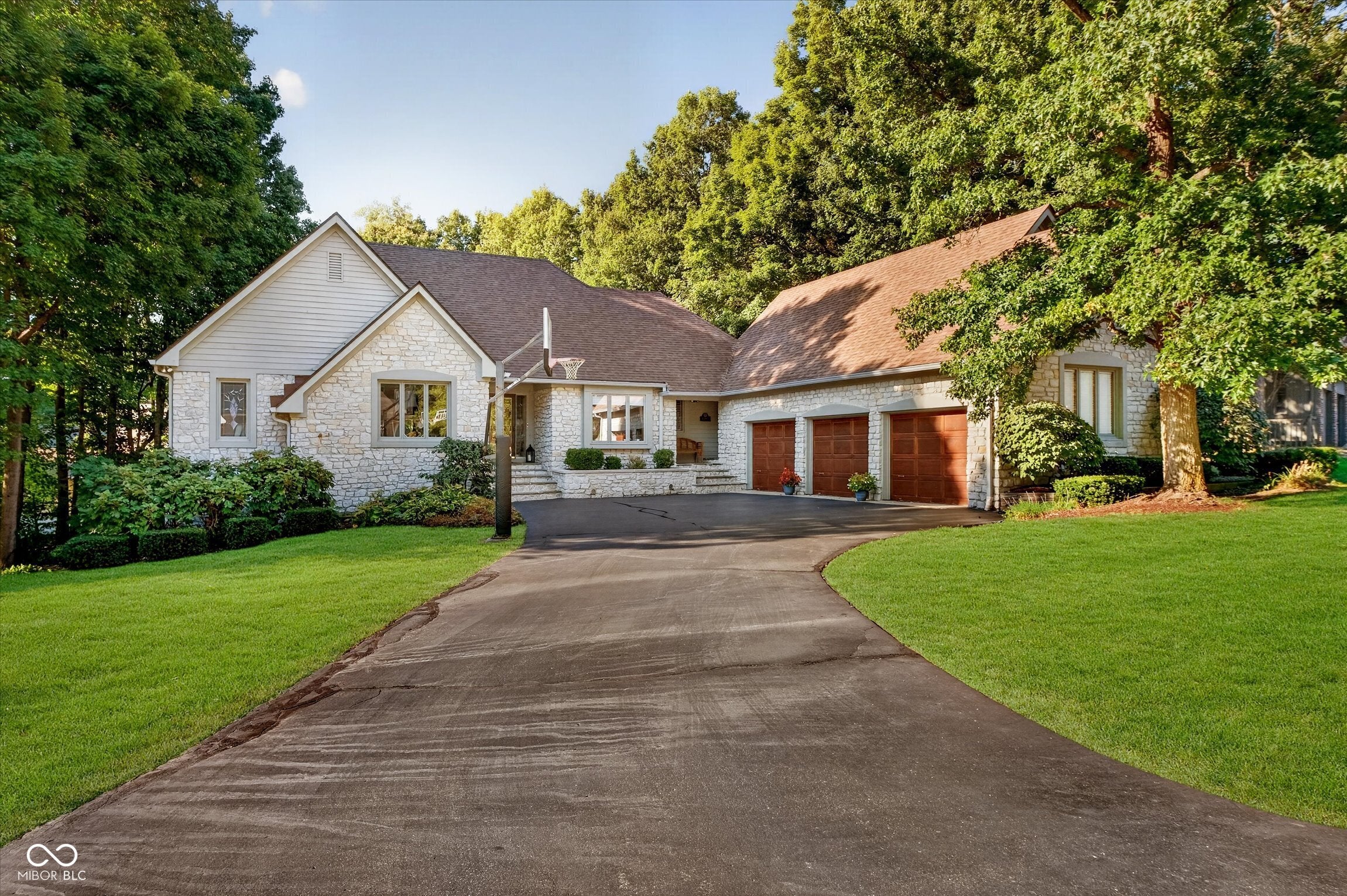 11667 Armada Court