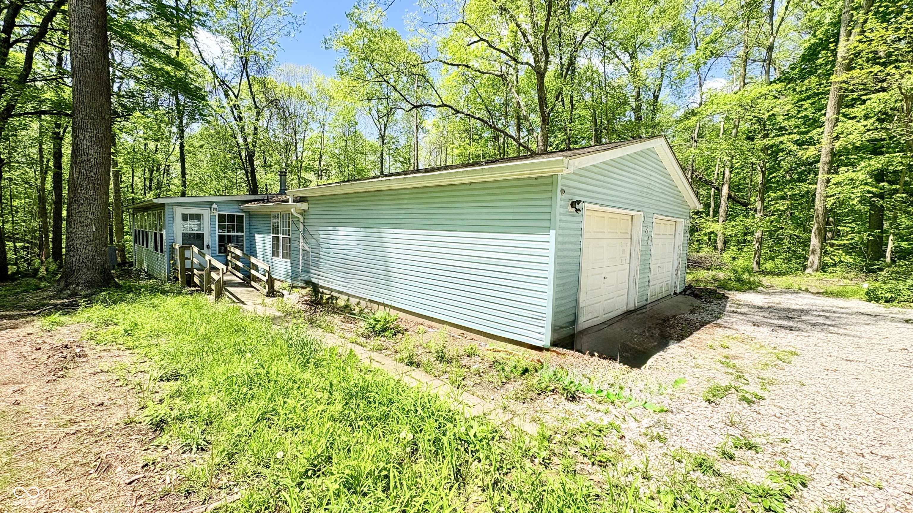 185 Ivy Court