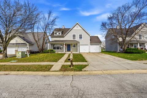 Photo of 11148 Sanabria Drive, Indianapolis, IN 46235 (MLS # 22092825)