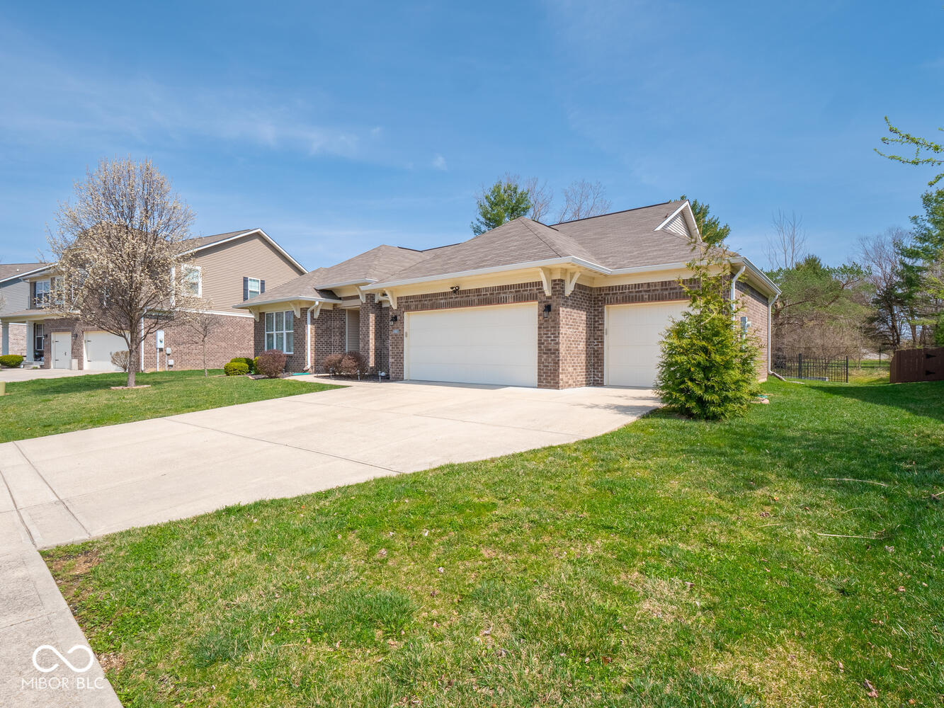 9831 N Port Drive