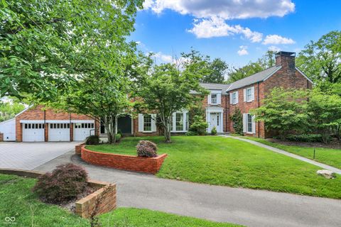 Photo of 2505 Riverside Drive, Columbus, IN 47201 (MLS # 22009605)