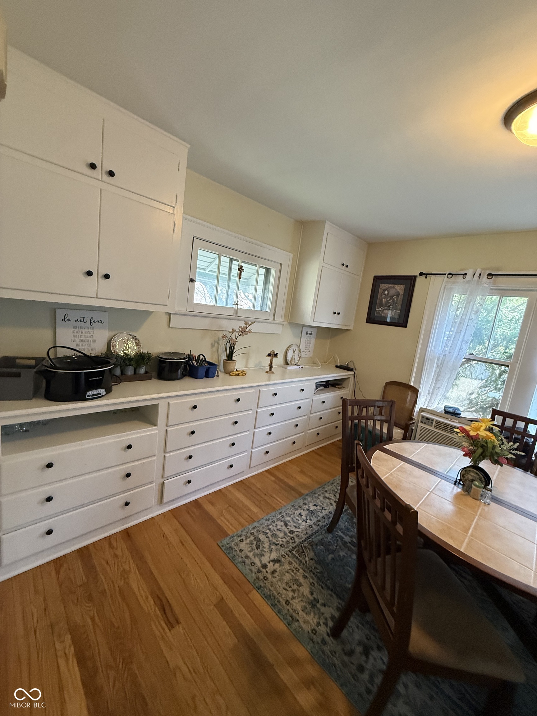 2515 S New Jersey Street