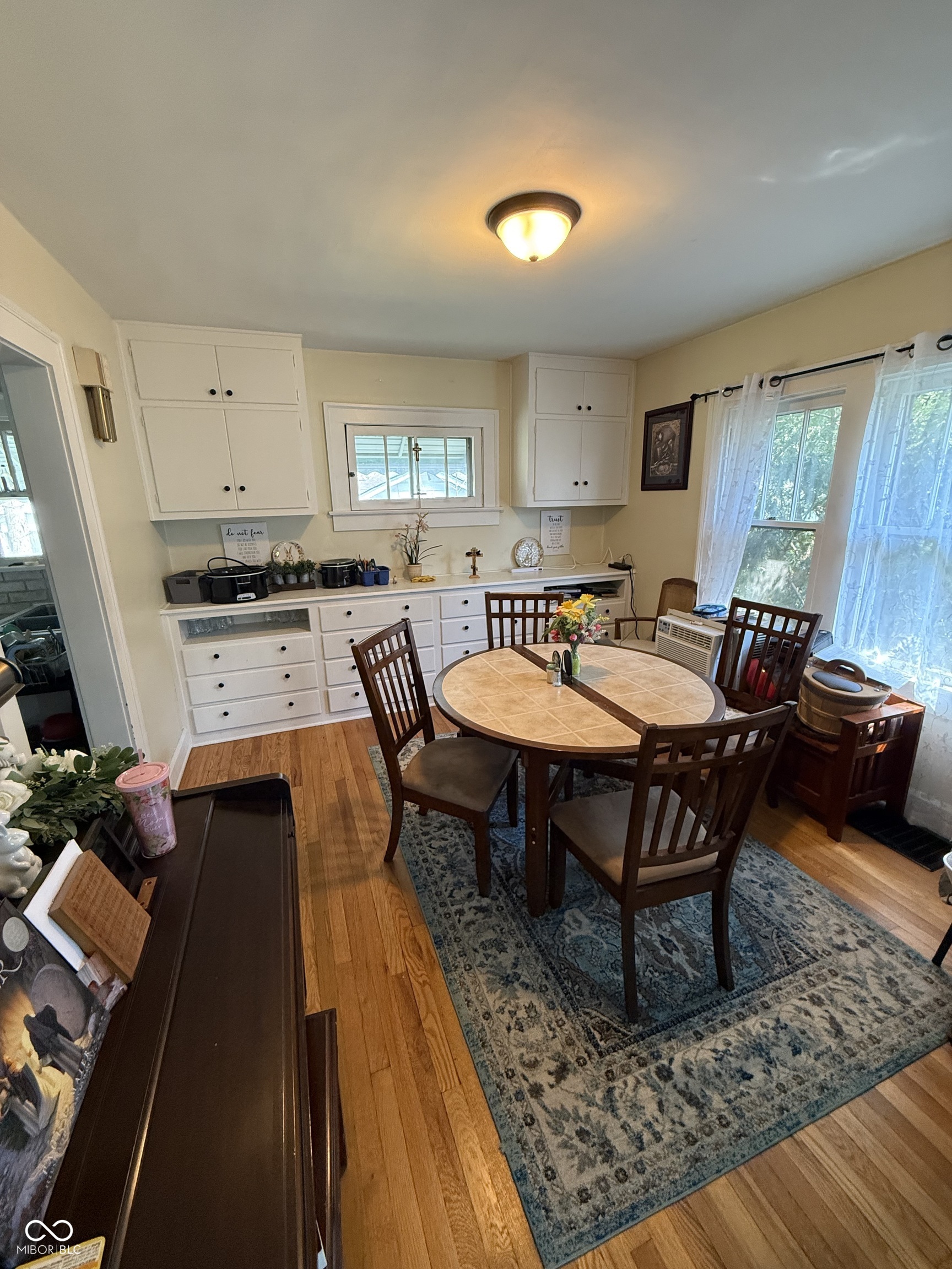 2515 S New Jersey Street