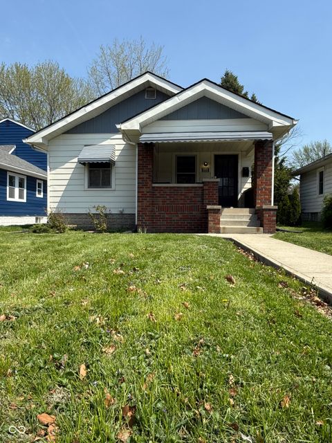 Photo of 2515 S New Jersey Street, Indianapolis, IN 46225 (MLS # 22095102)