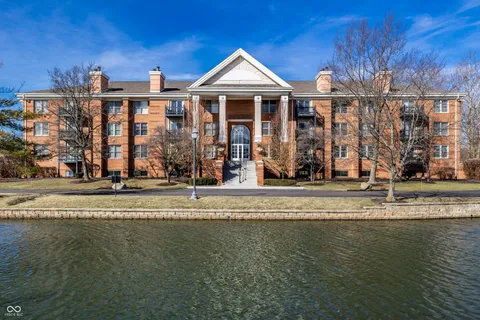 8690 Jaffa Ct W Drive Unit 18, Indianapolis, IN 46260 - MLS#: 22022962