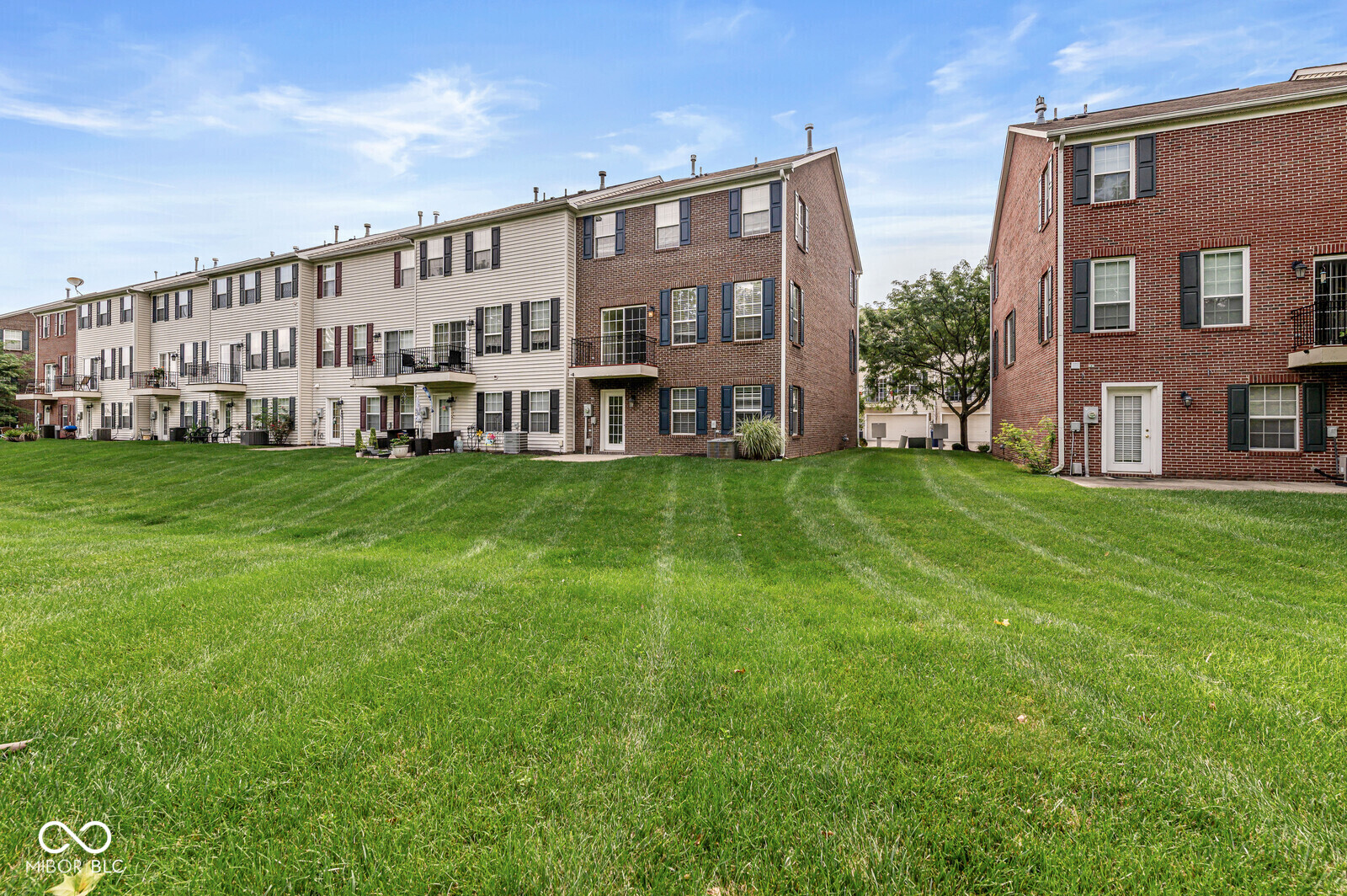 11876 Esty Way