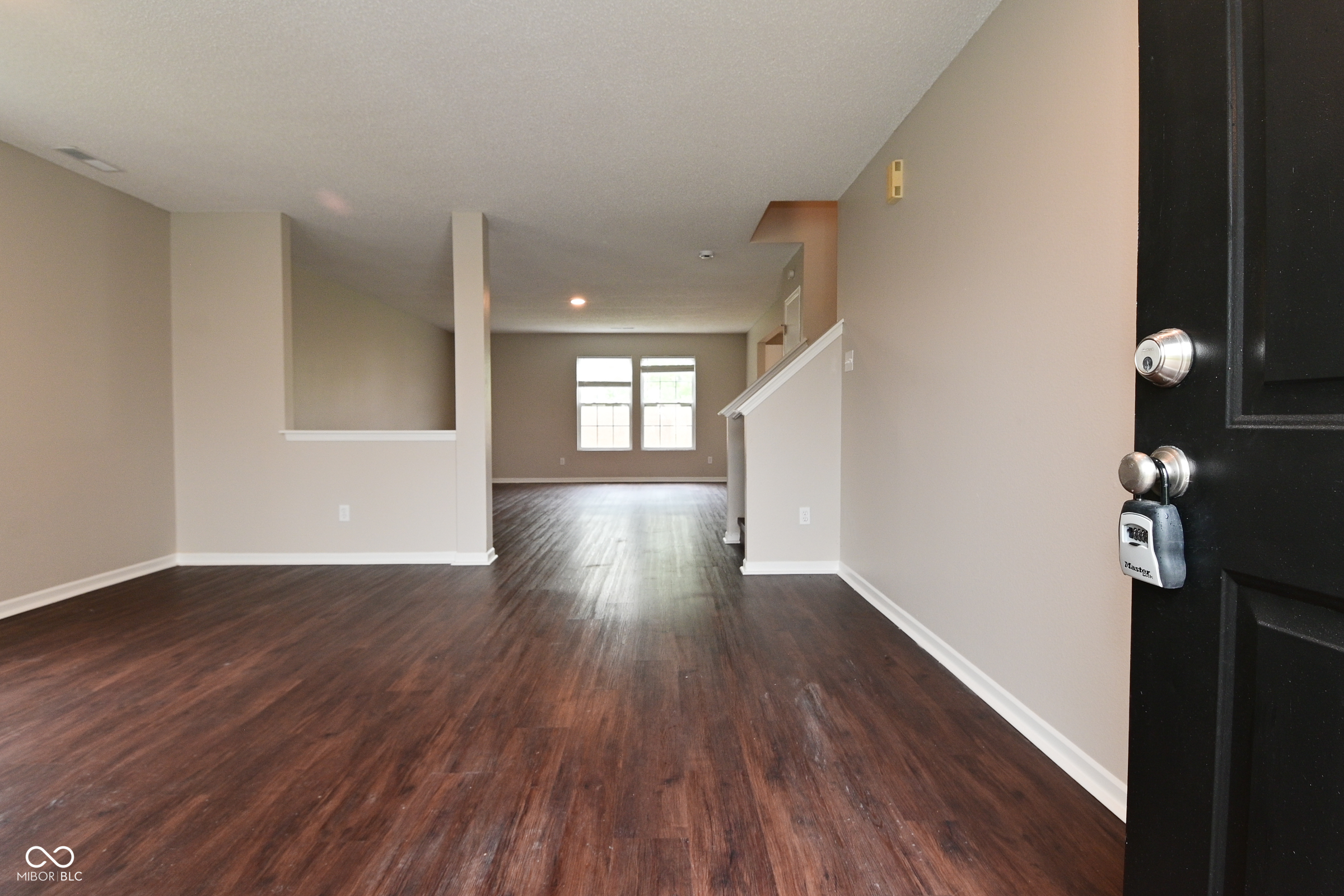 991 Ravine Drive