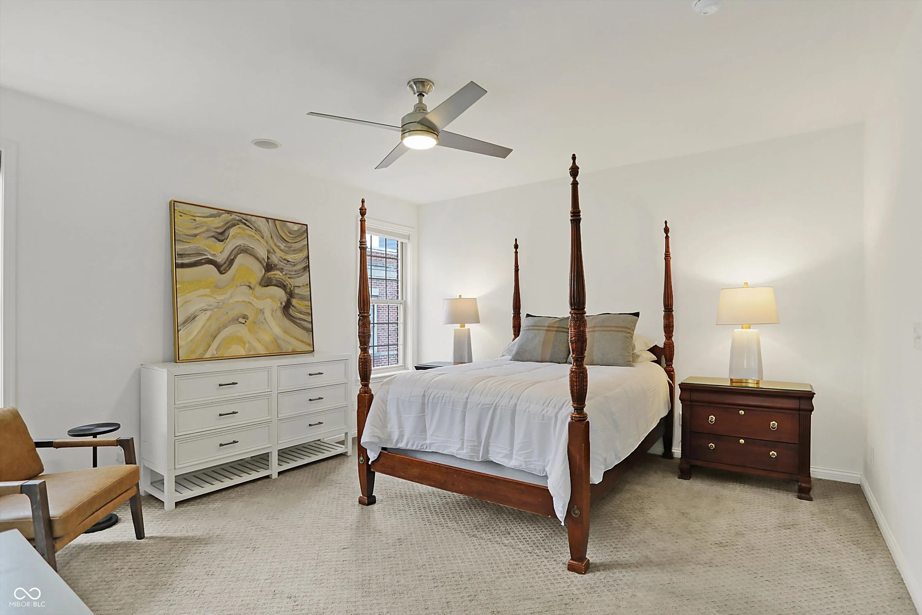 Indianapolis, Indiana 46204, United States, 2 Bedrooms Bedrooms, ,3 BathroomsBathrooms,Residential,Active,92230