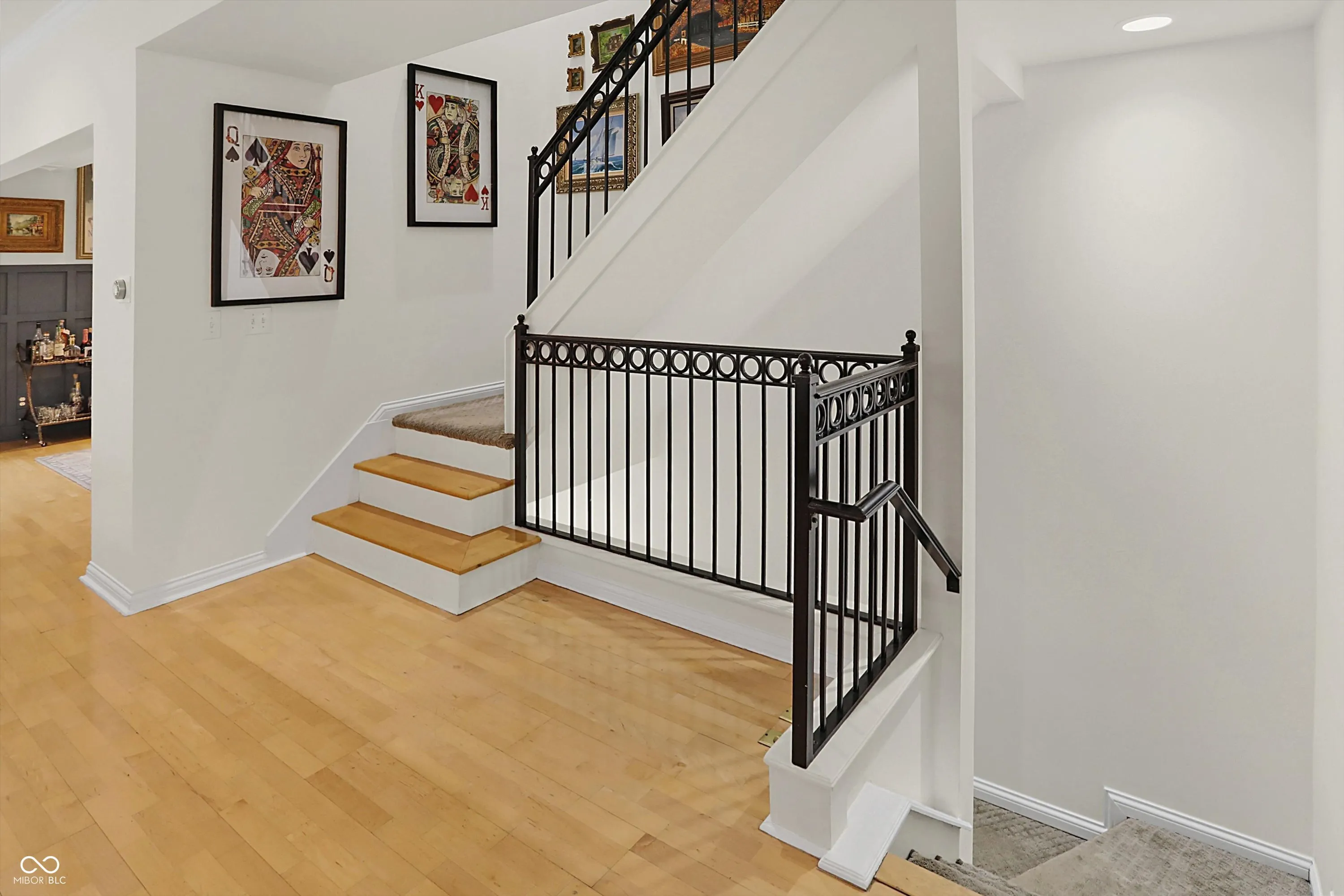 Indianapolis, Indiana 46204, United States, 2 Bedrooms Bedrooms, ,3 BathroomsBathrooms,Residential,Active,92230