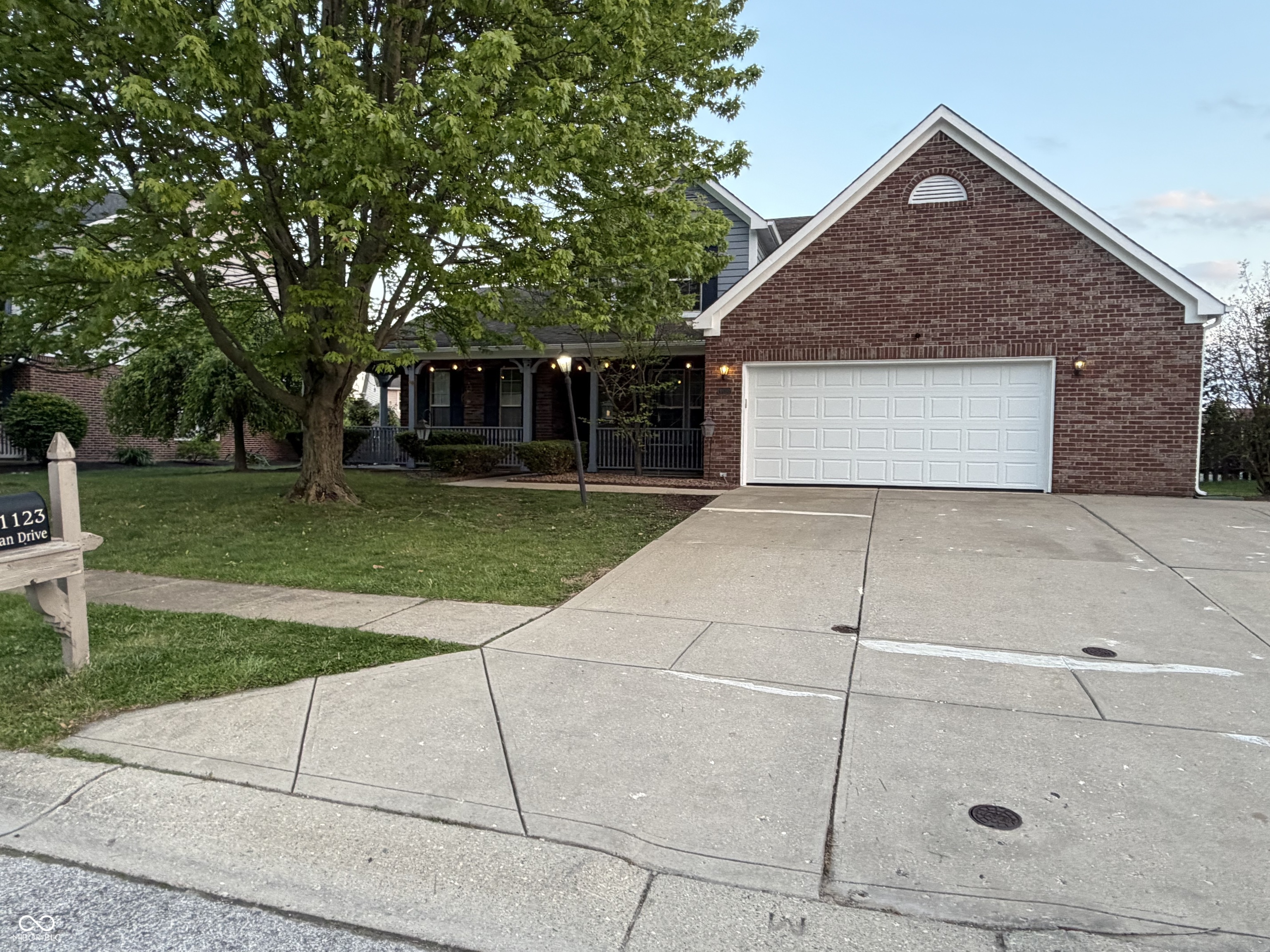 1123 Statesman Drive