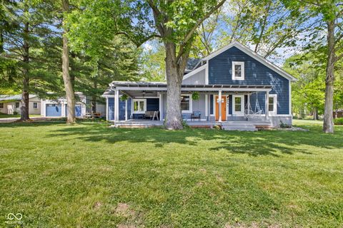 Photo of 11816 E McGregor Road, Indianapolis, IN 46259 (MLS # 22099229)