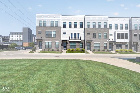 Photo of 9728 Junction Station, Fishers, IN 46037 (MLS # 22123902)