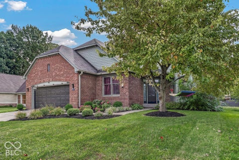 Photo of 6743 Bluffgrove Drive, Indianapolis, IN 46278 (MLS # 22130903)