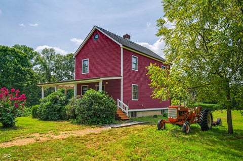 Photo of 6821 W County Road 700 N, Freetown, IN 47235 (MLS # 22121691)