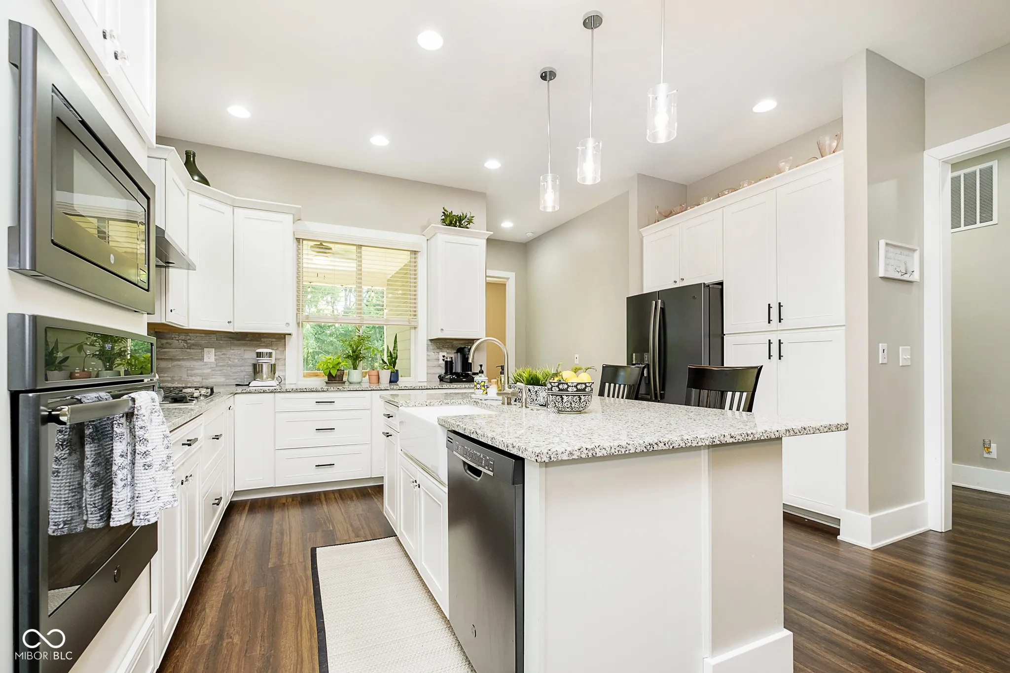 Pendleton, Indiana 46064, United States, 5 Bedrooms Bedrooms, ,5 BathroomsBathrooms,Residential,Pending,88627