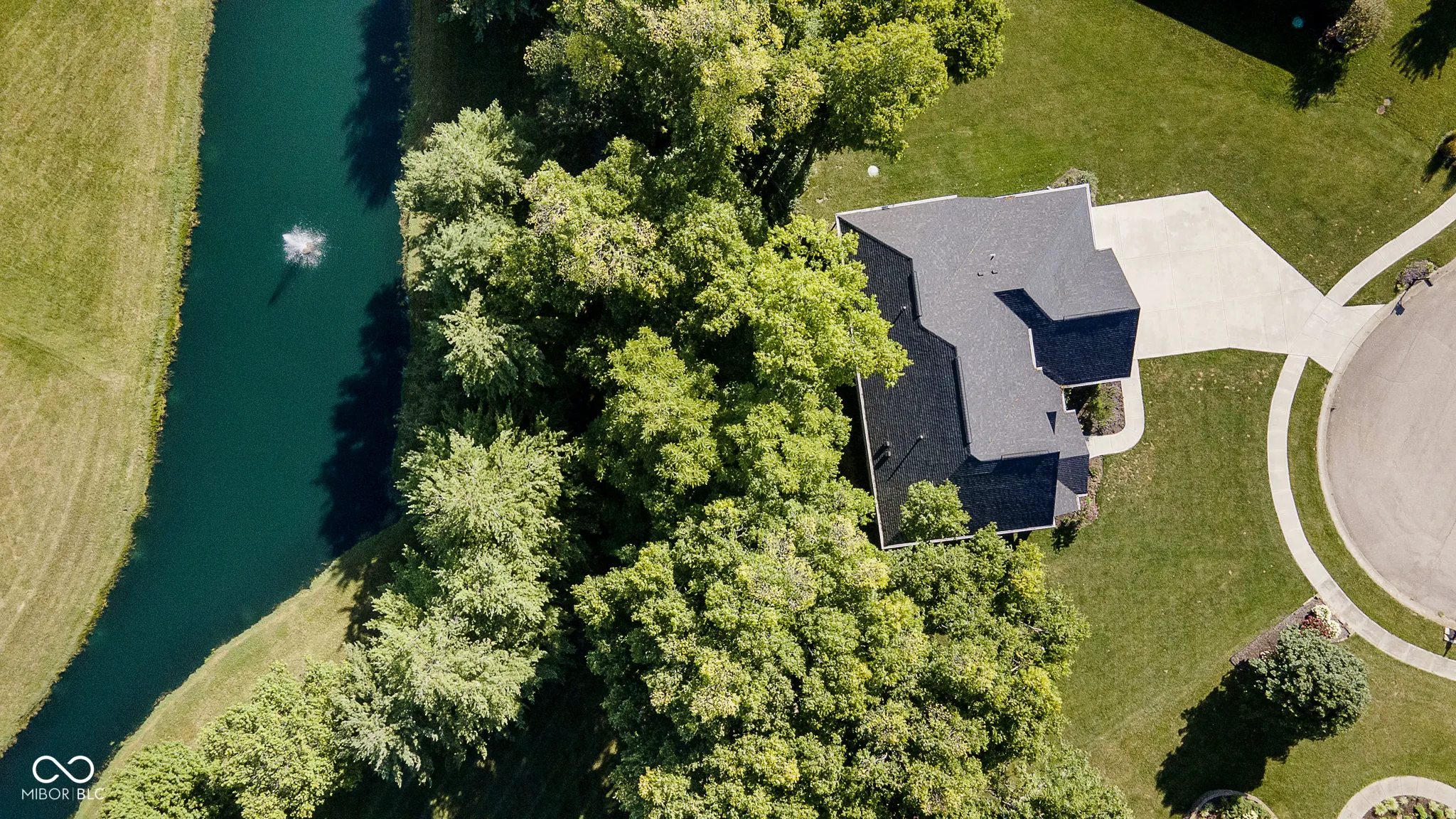 Pendleton, Indiana 46064, United States, 5 Bedrooms Bedrooms, ,5 BathroomsBathrooms,Residential,Pending,88627