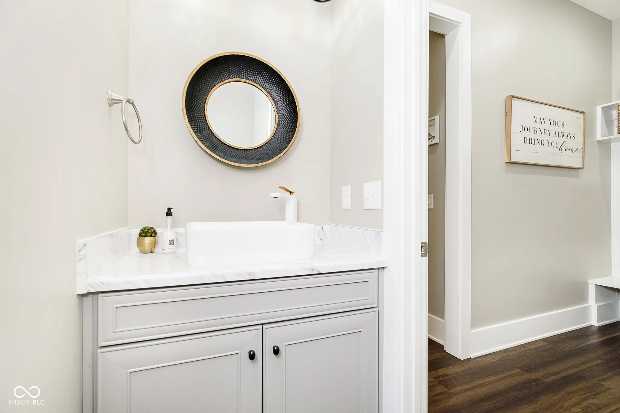 Pendleton, Indiana 46064, United States, 5 Bedrooms Bedrooms, ,5 BathroomsBathrooms,Residential,Pending,88627