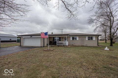 Photo of 657 W Brookville Road, Fountaintown, IN 46130 (MLS # 22076701)