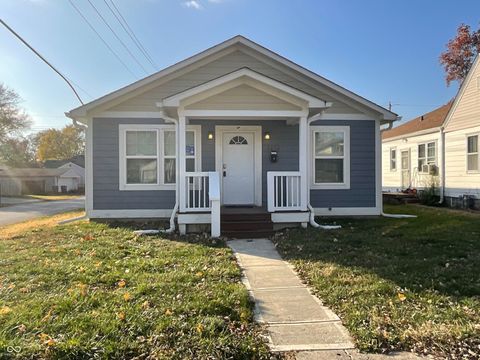 Photo of 1434 N Chester Avenue, Indianapolis, IN 46201 (MLS # 22073807)