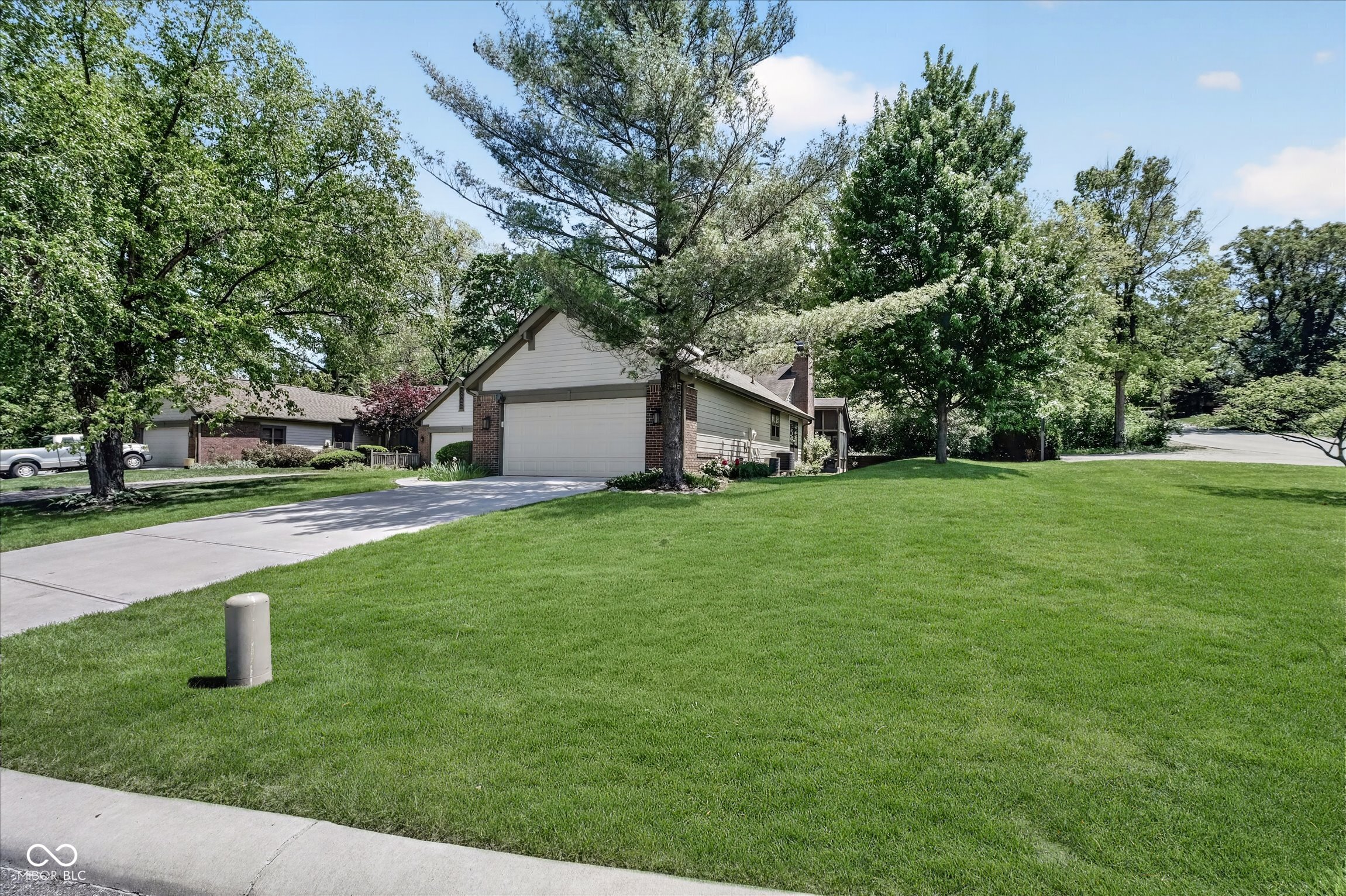 4937 Windridge Drive 8