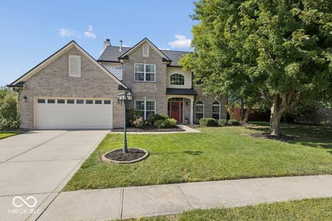 Photo of 58 E Bloomfield Lane, Westfield, IN 46074 (MLS # 22115650)