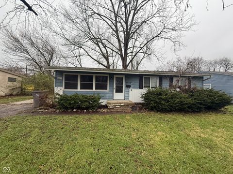 Photo of 4422 N Campbell Avenue, Indianapolis, IN 46226 (MLS # 22092379)