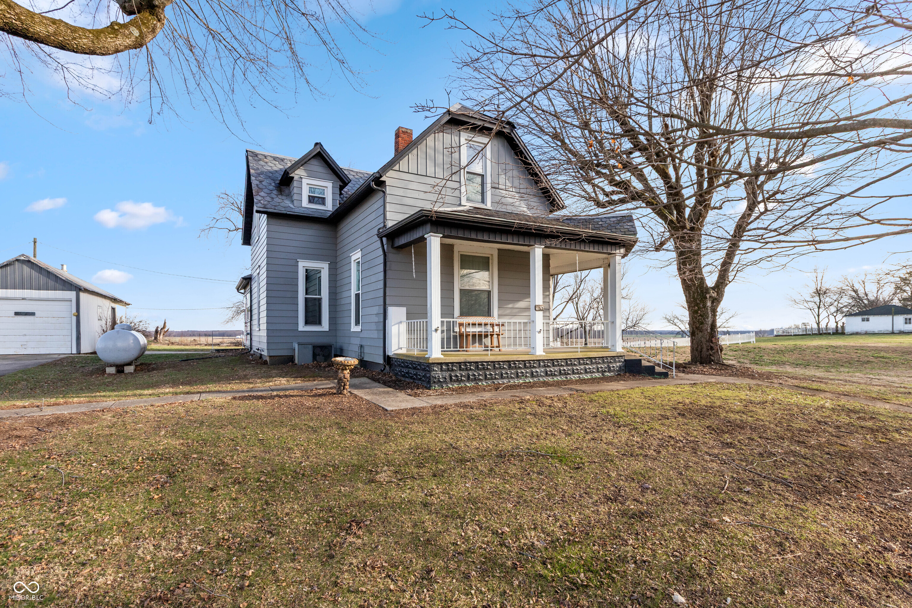 2147 S County Road 750 E