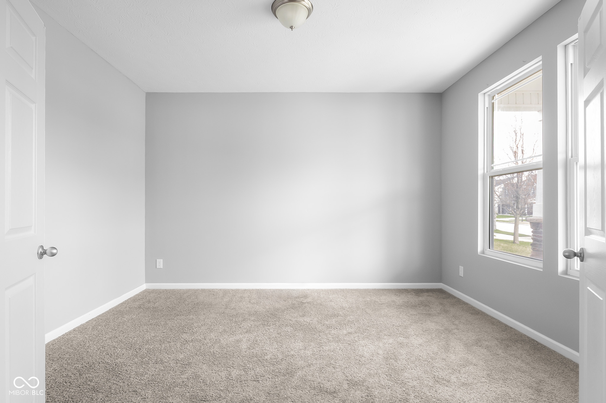 2216 Creek Bank Drive