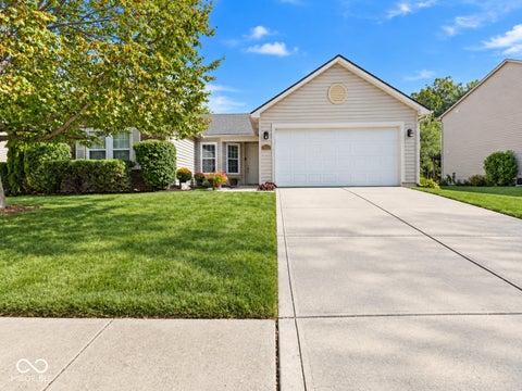 Photo of 3020 Shadow Lake Drive, Indianapolis, IN 46217 (MLS # 22124888)