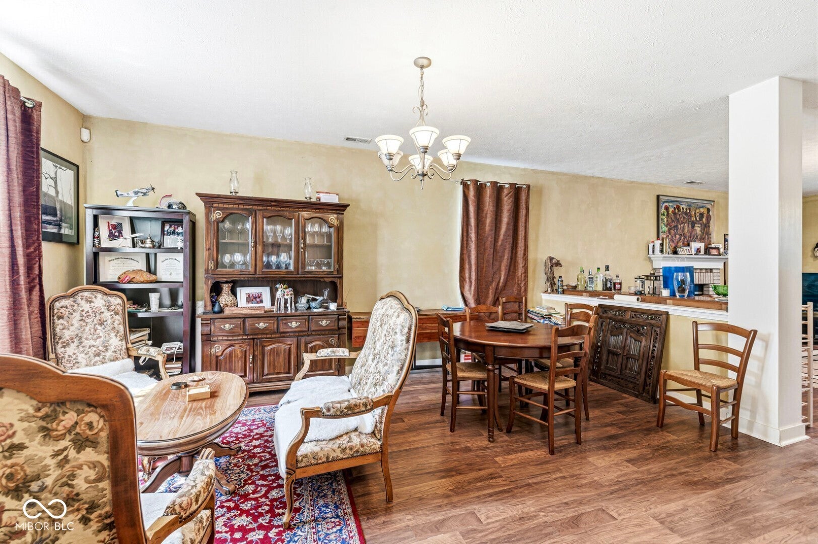 602 Zephyr Way