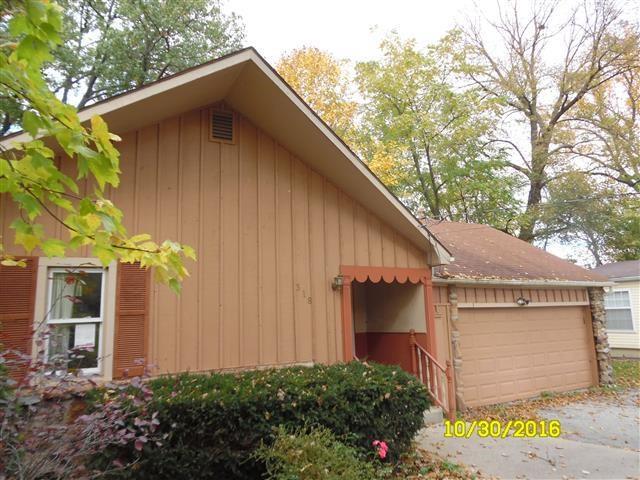 Photo 1 of 5 — 318 N Beach Drive, Monticello, IN 47960