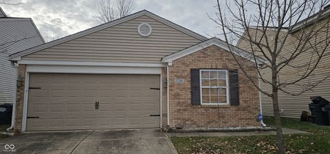 Photo of 1716 Feather Reed Lane, Greenwood, IN 46143 (MLS # 22079070)