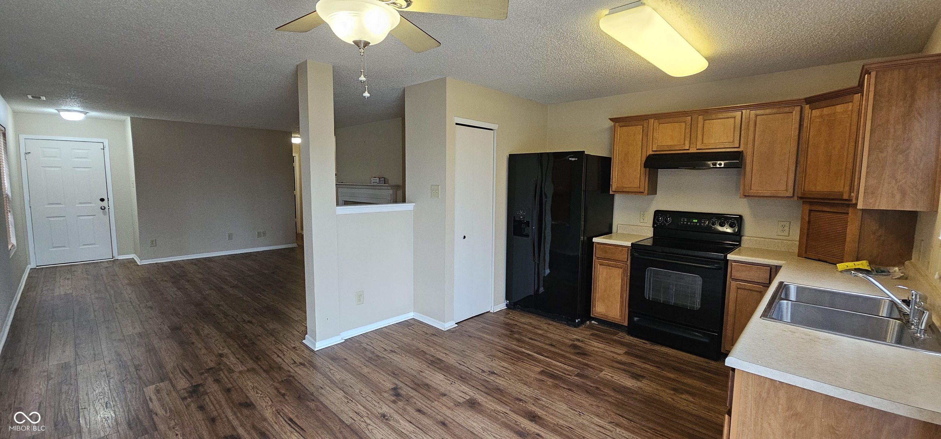 1716 Feather Reed Lane