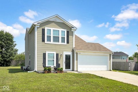 Photo of 3344 Spring Valley Drive, Columbus, IN 47203 (MLS # 22112948)
