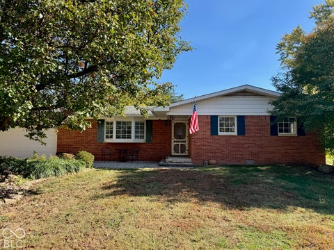 Photo of 902 Southwood Drive, Indianapolis, IN 46227 (MLS # 22134011)