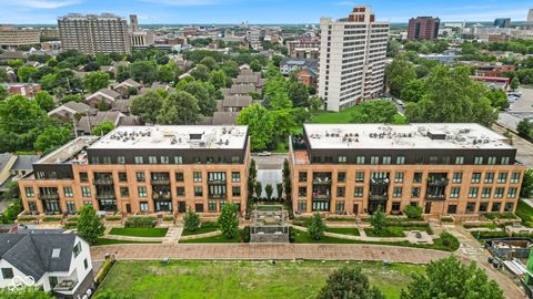 Photo for 877 N East Street 305