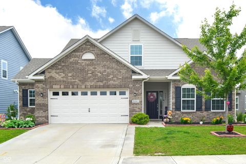 Photo of 9641 Pica Drive, Fishers, IN 46040 (MLS # 22104118)