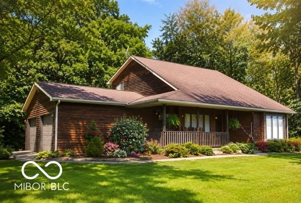 10840 E HEYWOOD DR, SEYMOUR, IN 47274 - Image edb91bbf7b743f56daeae3349c7cfeca/2248236524